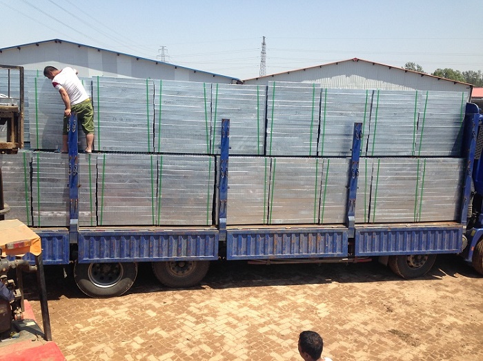 齒形鋼格柵板.jpg 齒形鋼格柵板.jpg